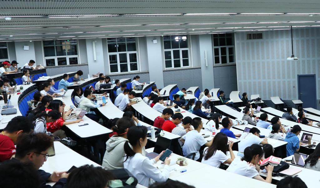 价值引领与职业规划 | 刘晓蕾：穿越周期，低头做自己该做的事