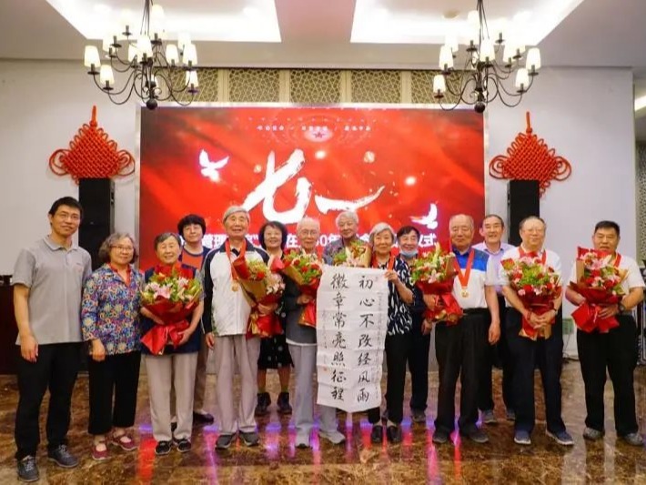 J9���Ź���վ���й������ٷ���վ